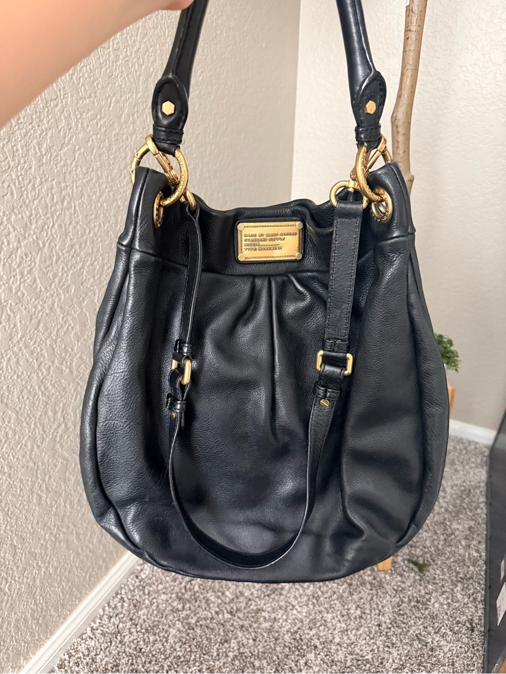 Marc Jacobs Black Leather Shoulder Bag with Gold Hardware and Branded Lining